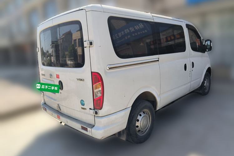 Used SAIC MAXUS Xintu V80 2023 2.0T Manual Classic Aoyuntong Short Wheelbase Ultra-Low Roof 7/8/9-Seater Rear Right 45 Deg