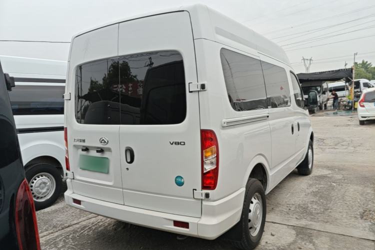 Used SAIC MAXUS Xintu V80 2023 2.0T Manual Classic Aoyuntong Short Wheelbase Mid-Roof 5/6-Seater Rear Right 45 Deg