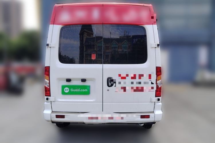 Used SAIC MAXUS Xintu V80 2023 2.0T Manual Classic Aoyuntong Power Version Long Wheelbase Mid-Roof Design 6/7/8/9-Seater Rear