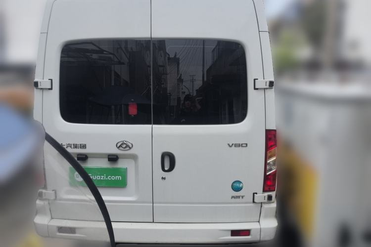 Used SAIC MAXUS Xintu V80 2023 2.0T AMT Classic Aoyuntong Long Wheelbase Mid-Height 6/7/8/9-Seater Rear