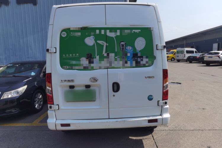 Used SAIC MAXUS Xintu V80 2023 2.0T Manual Classic Aoyuntong Short Wheelbase Mid-Roof 5/6-Seater Rear