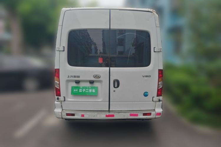 Used SAIC MAXUS Xintu V80 2023 2.0T Manual Classic Aoyuntong Power Version Long Wheelbase Mid-Roof Design 6/7/8/9-Seater Rear