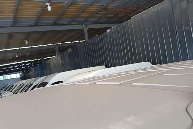 Used SAIC MAXUS Xintu V80 2023 2.0T Manual Classic Aoyuntong Short Wheelbase Ultra-Low Roof 7/8/9-Seater Roof