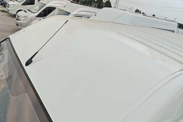 Used SAIC MAXUS Xintu V80 2023 2.0T AMT Classic Aoyuntong Long Wheelbase Mid-Height 6/7/8/9-Seater Roof