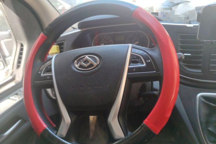 Used SAIC MAXUS Xintu V80 2023 2.0T Manual Classic Aoyuntong Long Wheelbase Mid-Height 6/7/8/9-Seater Steering Wheel