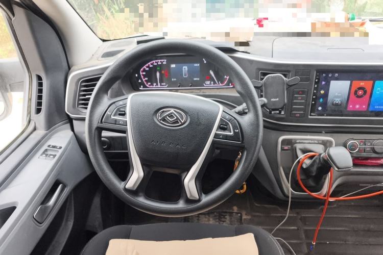 Used SAIC MAXUS Xintu V80  Steering Wheel