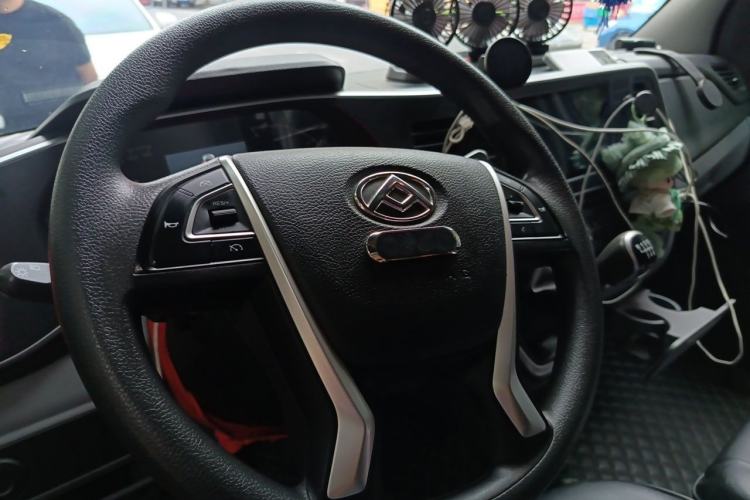 Used SAIC MAXUS Xintu V80  Steering Wheel