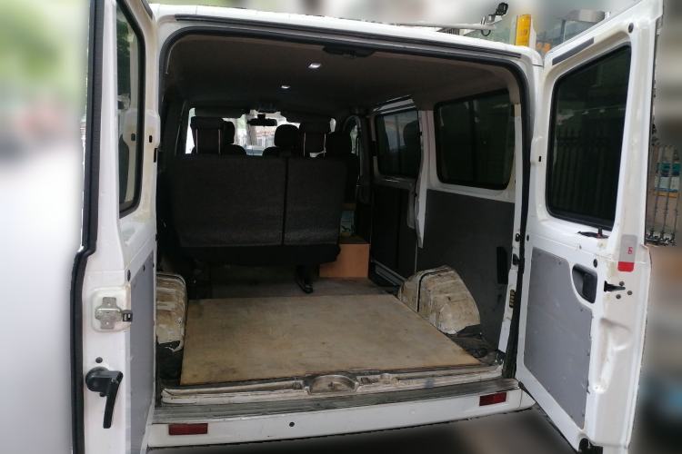 Used SAIC MAXUS Xintu V80 2023 2.0T Manual Classic Aoyuntong Short Wheelbase Ultra-Low Roof 5/6-Seater Trunk