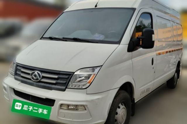 Used SAIC MAXUS Xintu V80 2023 2.0T AMT Classic City Distribution King Long Wheelbase Mid-Roof 3 Seats