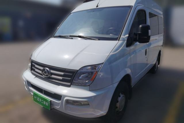Used SAIC MAXUS Xintu V80 2023 2.0T Manual Classic Aoyuntong Short Wheelbase Mid-Roof 5/6-Seater