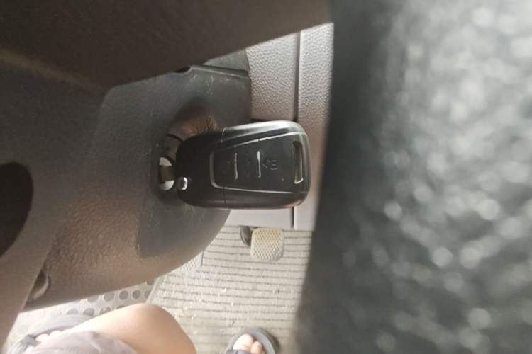 Used SAIC MAXUS Xintu V80  Vehicle Key