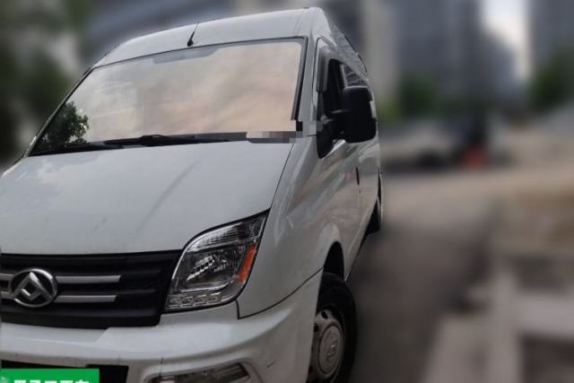 Used SAIC MAXUS Xintu V80 2023 2.0T Manual Classic Aoyuntong Long Wheelbase Mid-Height 6/7/8/9-Seater