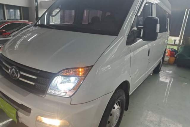 Used SAIC MAXUS Xintu V80 2023 2.0T Manual Classic Aoyuntong Long Wheelbase Mid-Height 6/7/8/9-Seater
