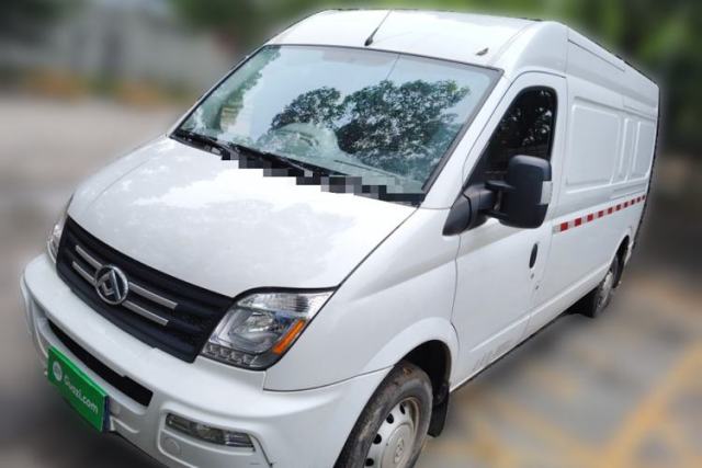 Used SAIC MAXUS Xintu V80 2023 2.0T Manual Classic City Delivery King Long Wheelbase Mid-Roof 3-Seater