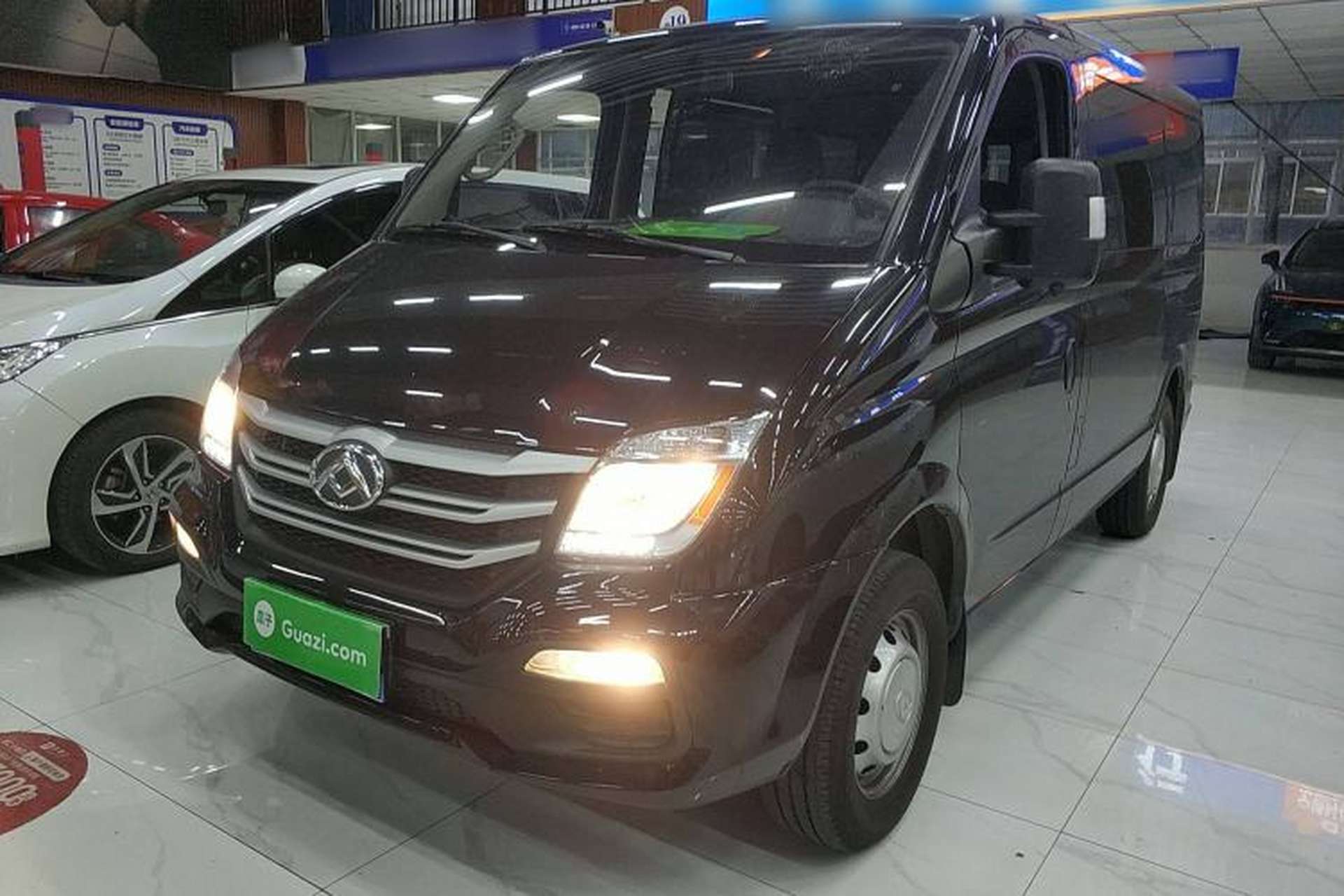 Used SAIC MAXUS Xintu V80 2024 Aotuntong Value Edition 6MT Short Wheelbase Ultra-Low Roof 127 Ps 5/6 Seats Front Left 45 Deg