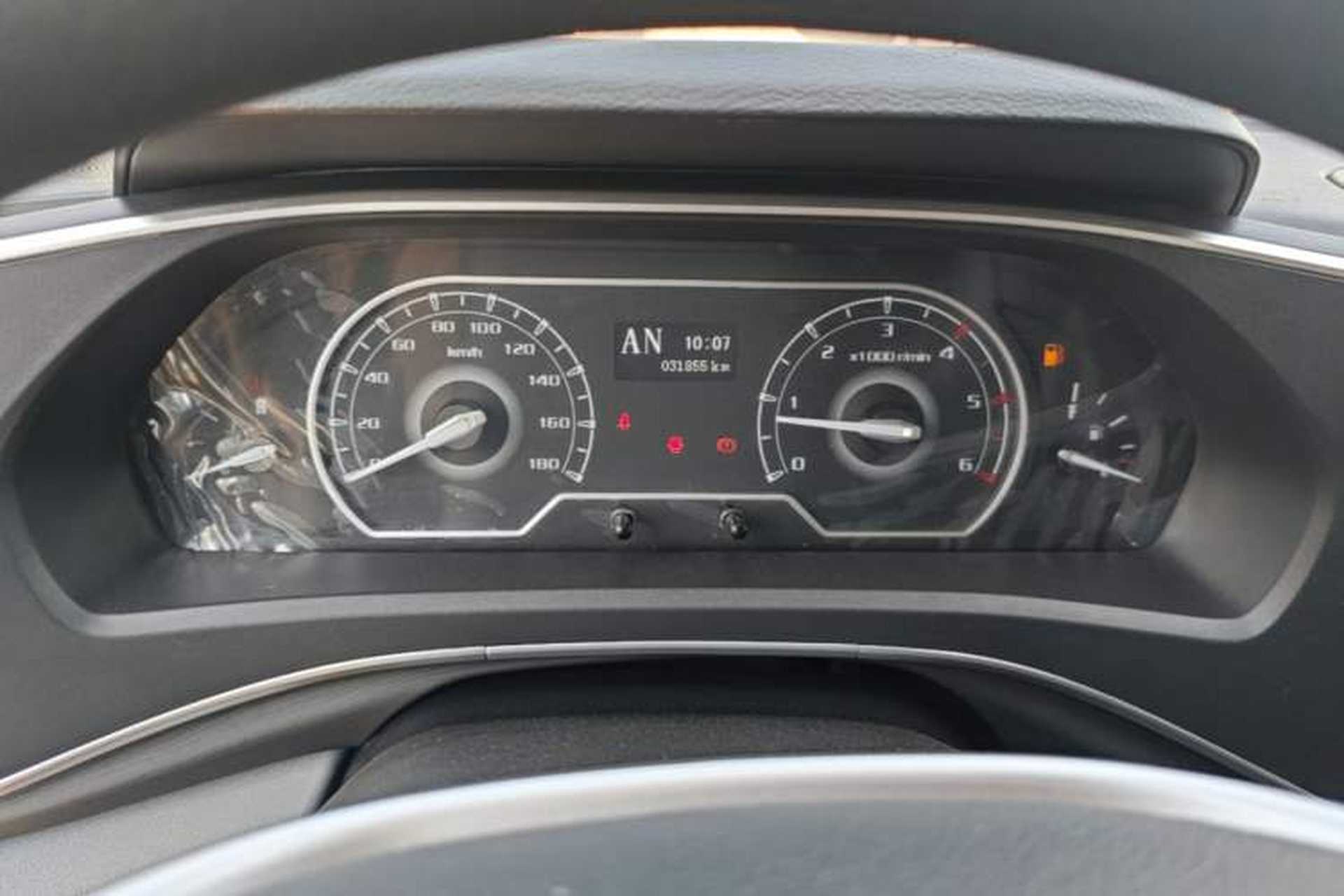 Used SAIC MAXUS Xintu V80 2024 Aotong Value Edition 6AMT Short Wheelbase Ultra-Low Roof 127 Ps 5-Seater Instrument Cluster