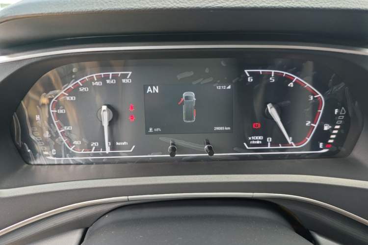 Used SAIC MAXUS Xintu V80 2024 Aotong Value Edition 6AMT Long Wheelbase Mid-Roof Model 127 Ps 6/7/8/9-Seater Instrument Cluster