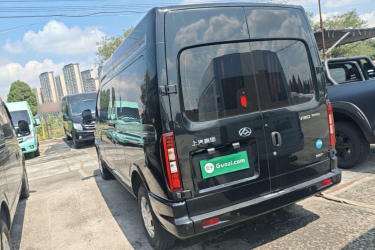Used SAIC MAXUS Xintu V80 2024 Aotong Value Edition 6AMT Long Wheelbase Mid-Roof Model 127 Ps 6/7/8/9-Seater Rear Left 45 Deg