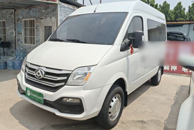 Used SAIC MAXUS Xintu V80 2024 Aotuntong Value Edition 6MT Short Wheelbase Mid-Height Roof 127 Ps 5/6 Seats