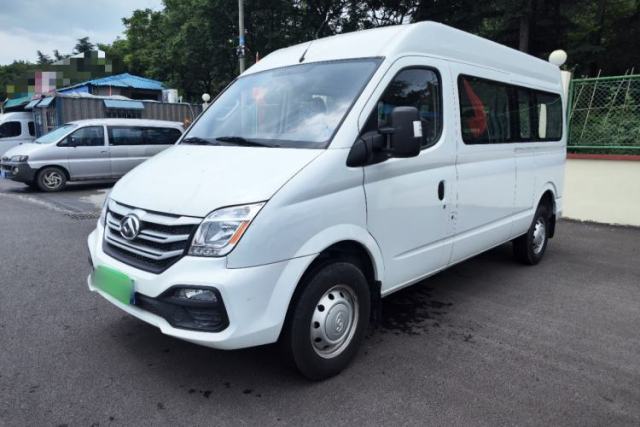 Used SAIC MAXUS Xintu V80 2024 Aotong Value Edition 6MT Long-Wheelbase Mid-Roof Model with 127 Ps Available in 6/7/8/9-Seater Configurations