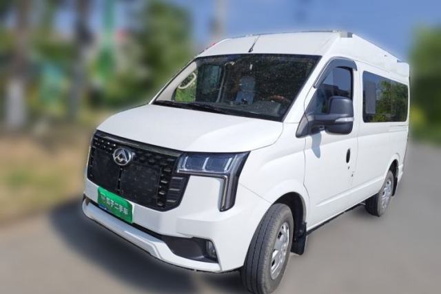 Used SAIC MAXUS Xintu V80 2024 Aotong Value Edition 6AMT Short Wheelbase Mid-Roof Model 127 Ps 5/6 Seats