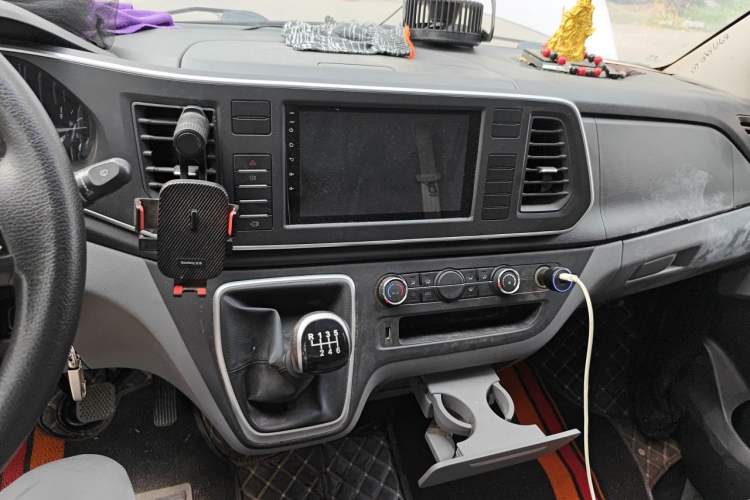 Used SAIC MAXUS Xintu V80  Audio And AC Panel