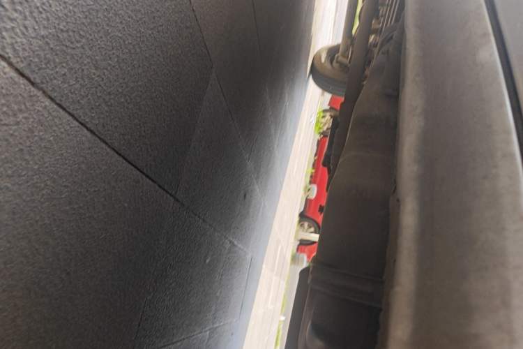 Used SAIC MAXUS Xintu V80 2024 Aotong Value Edition 6MT Long-Wheelbase Mid-Roof Model with 127 Ps Available in 6/7/8/9-Seater Configurations Chassis Front Right