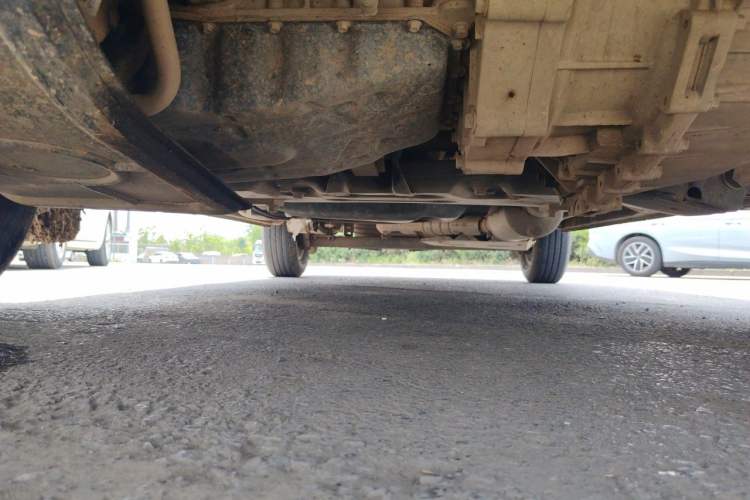 Used SAIC MAXUS Xintu V80  Chassis Front