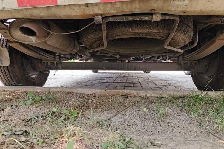 Used SAIC MAXUS Xintu V80  Chassis Rear