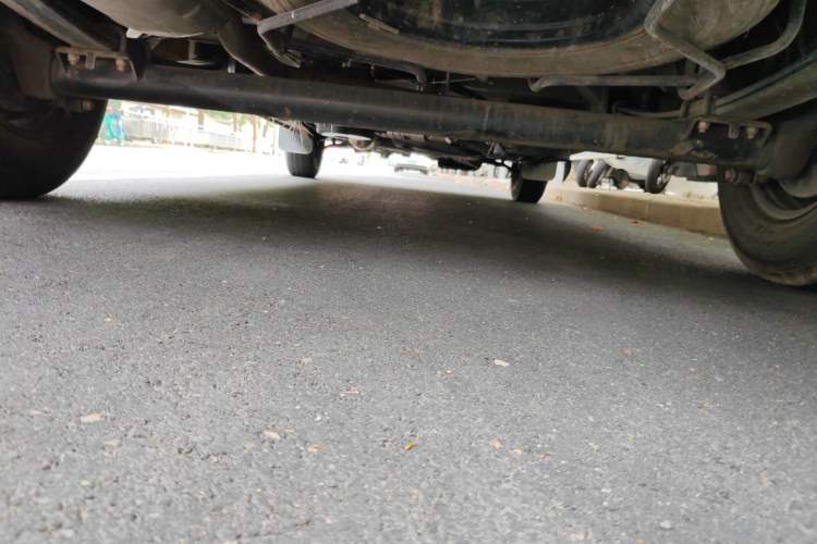 Used SAIC MAXUS Xintu V80  Chassis Rear
