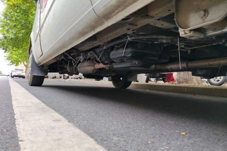 Used SAIC MAXUS Xintu V80  Chassis Rear Left