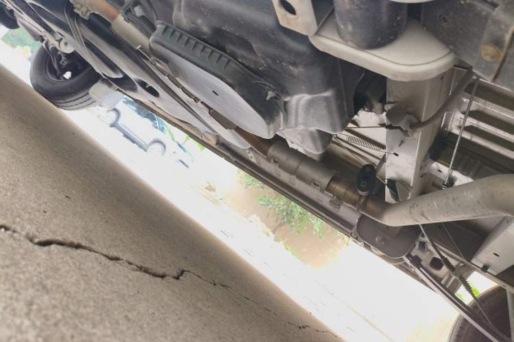 Used SAIC MAXUS Xintu V80  Chassis Rear Left