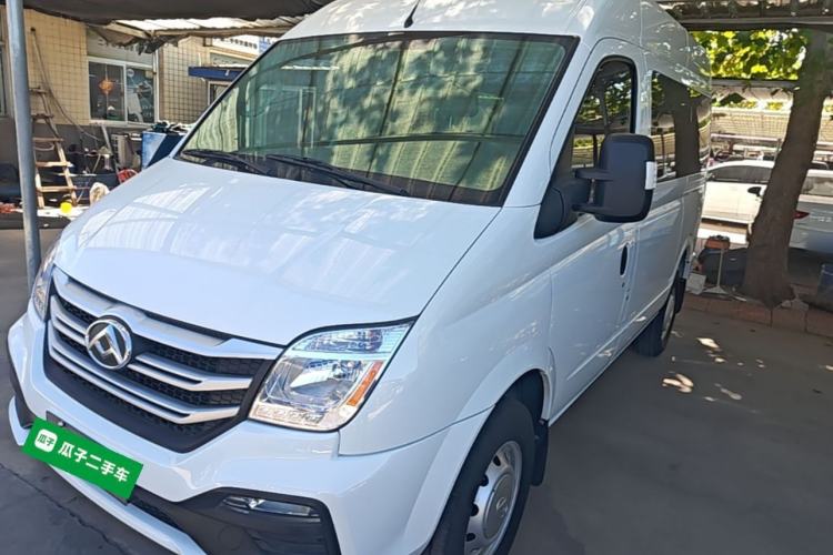 SAIC MAXUS Xintu V80 2024 Aotong Value Edition 6AMT Short Wheelbase Mid-Roof Model 127 Ps 5/6 Seats