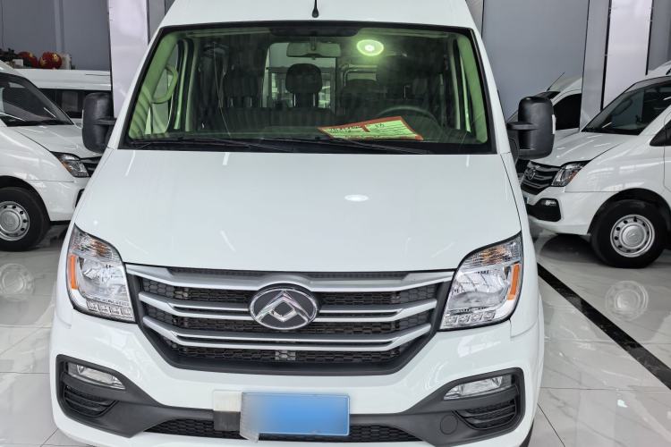 Used SAIC MAXUS Xintu V80 2024 Aotong Value Edition 6AMT Short Wheelbase Mid-Roof Model 127 Ps 5/6 Seats Exterior 1