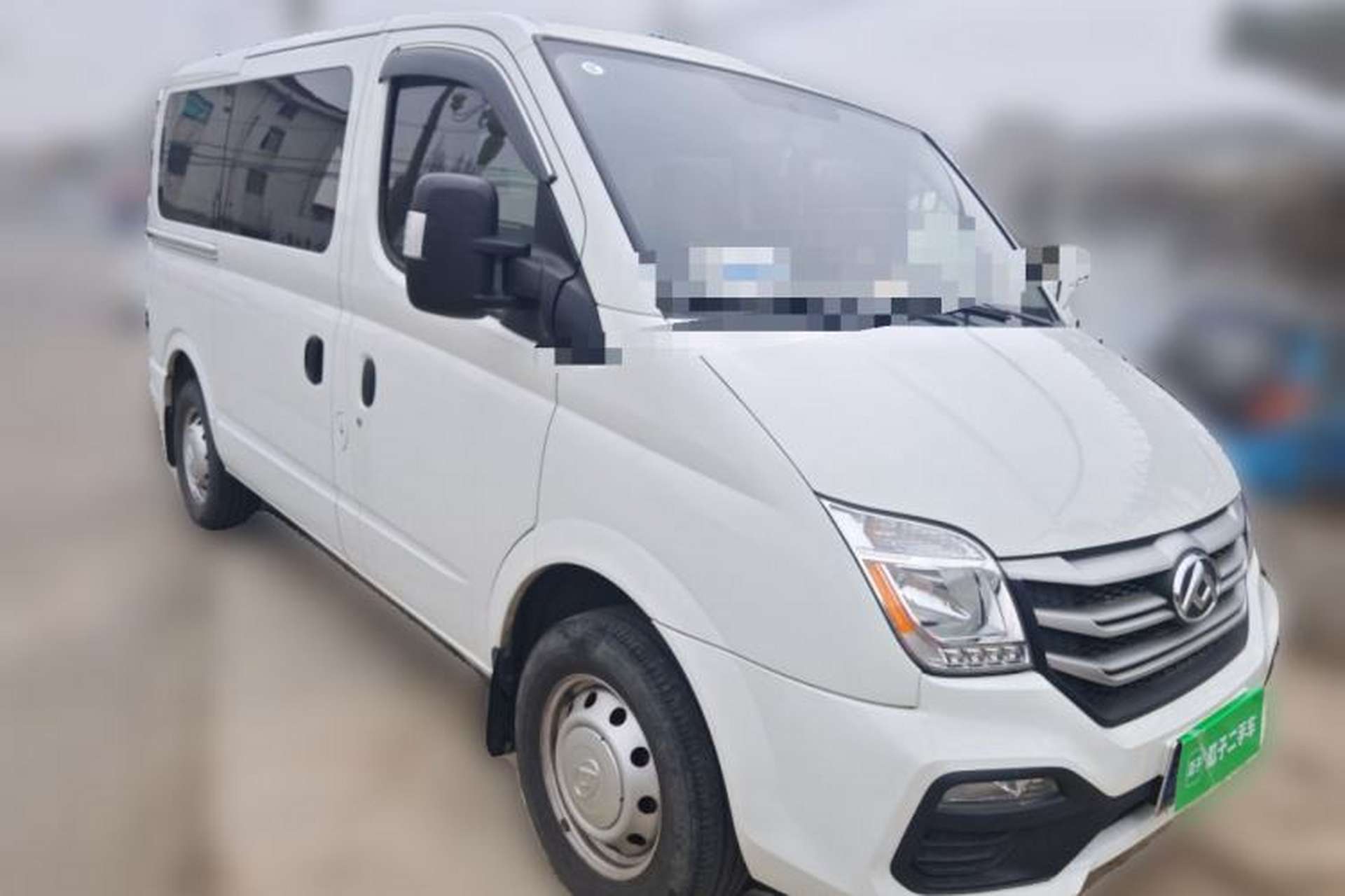 Used SAIC MAXUS Xintu V80 2024 Aotong Value Edition 6AMT Short Wheelbase Ultra-Low Roof 127 Ps 5/6 Seats Exterior 2