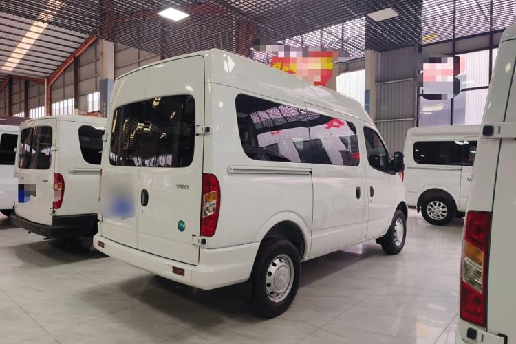 Used SAIC MAXUS Xintu V80 2024 Aotuntong Value Edition 6MT Short Wheelbase Mid-Height Roof 127 Ps 5/6 Seats Exterior 3