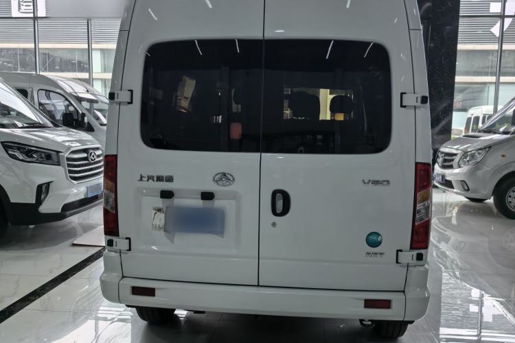 Used SAIC MAXUS Xintu V80 2024 Aotong Value Edition 6AMT Short Wheelbase Mid-Roof Model 127 Ps 5/6 Seats Exterior 3