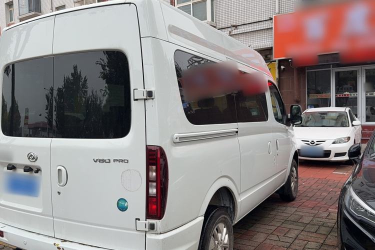 Used SAIC MAXUS Xintu V80 2024 Aoyuntong 6MT Short-Wheelbase Mid-Roof Model 147 Ps 5/6 Seats Exterior 3