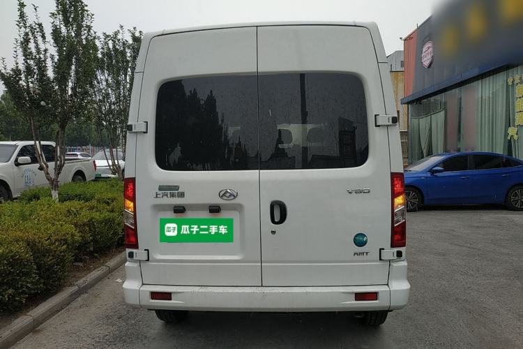Used SAIC MAXUS Xintu V80 2024 Aotong Value Edition 6AMT Short Wheelbase Mid-Roof Model 127 Ps 5/6 Seats Exterior 4