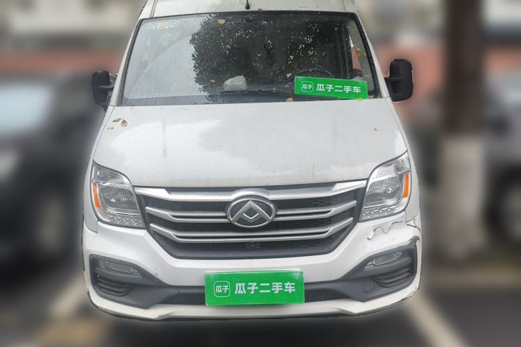 Used SAIC MAXUS Xintu V80 2024 City Distribution King PLUS Value Edition 6MT Long Wheelbase Mid-Roof Design 127 Ps 3 Seats Front