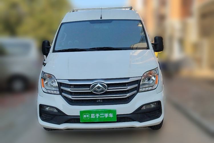 Used SAIC MAXUS Xintu V80 2024 Aotuntong Value Edition 6MT Short Wheelbase Mid-Height Roof 127 Ps 5/6 Seats Front