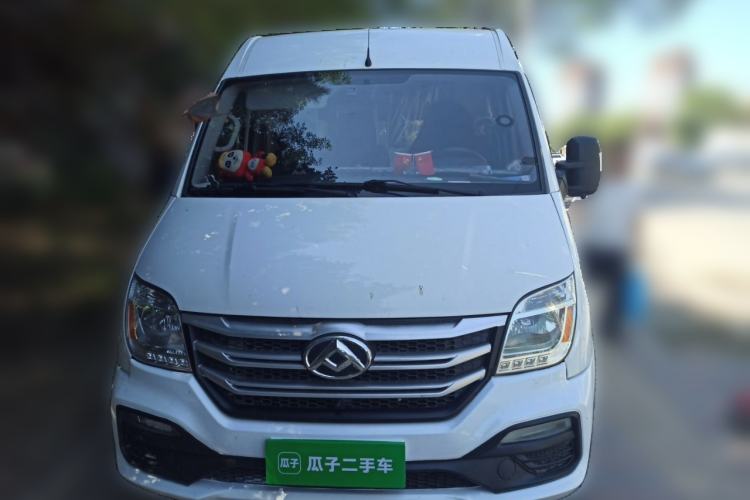 Used SAIC MAXUS Xintu V80 2024 Aotong Value Edition 6MT Long-Wheelbase Mid-Roof Model with 127 Ps Available in 6/7/8/9-Seater Configurations Front