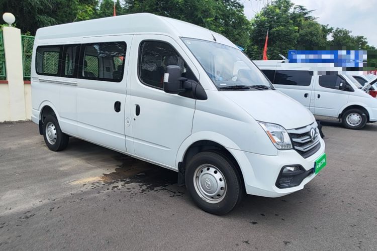 Used SAIC MAXUS Xintu V80 2024 Aotong Value Edition 6MT Long-Wheelbase Mid-Roof Model with 127 Ps Available in 6/7/8/9-Seater Configurations Front Right 45 Deg