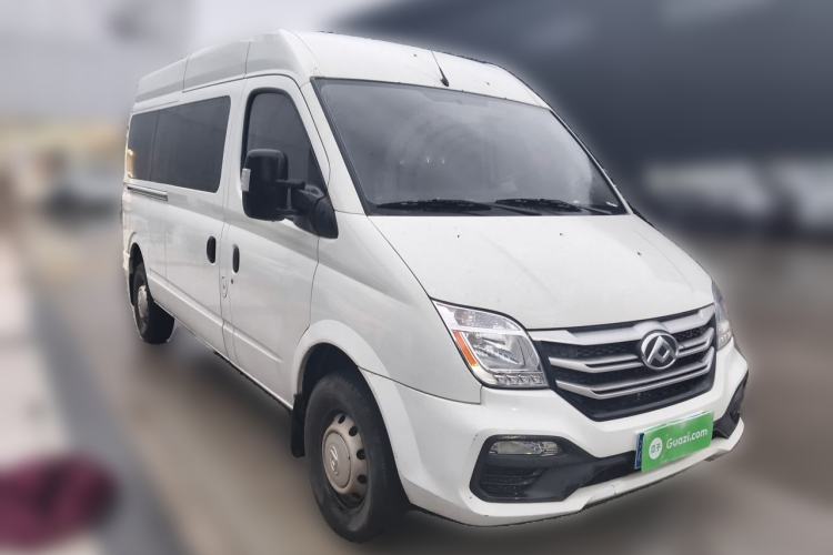 Used SAIC MAXUS Xintu V80 2024 Aotong Value Edition 6MT Long-Wheelbase Mid-Roof Model with 127 Ps Available in 6/7/8/9-Seater Configurations Front Right 45 Deg