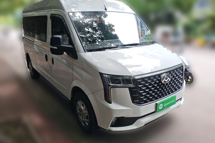 Used SAIC MAXUS Xintu V80 2024 Aoyuntong 6MT Long-Wheelbase Mid-Roof Model 127 Ps 6/7/8/9 Seater Front Right 45 Deg