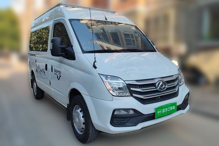 Used SAIC MAXUS Xintu V80 2024 Aotuntong Value Edition 6MT Short Wheelbase Mid-Height Roof 127 Ps 5/6 Seats Front Right 45 Deg