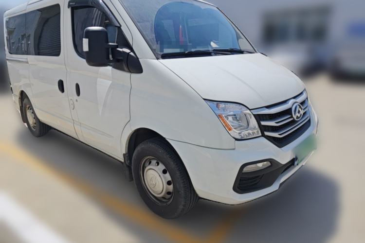 Used SAIC MAXUS Xintu V80 2024 Aotuntong Value Edition 6MT Short Wheelbase Ultra-Low Roof 127 Ps 5/6 Seats Front Right 45 Deg