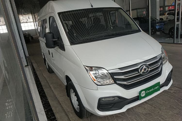 Used SAIC MAXUS Xintu V80 2024 Aotuntong Value Edition 6MT Short Wheelbase Mid-Height Roof 127 Ps 5/6 Seats Front Right 45 Deg