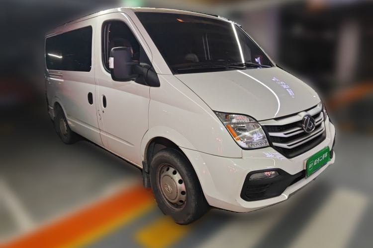 Used SAIC MAXUS Xintu V80 2024 Aotuntong Value Edition 6MT Short Wheelbase Ultra-Low Roof 127 Ps 5/6 Seats Front Right 45 Deg