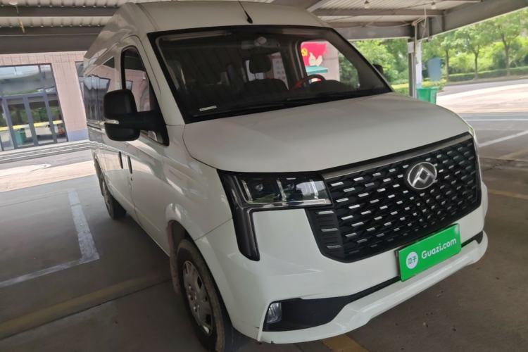 Used SAIC MAXUS Xintu V80 2024 Aoyuntong 6MT Long-Wheelbase Mid-Roof Model 127 Ps 6/7/8/9 Seater Front Right 45 Deg